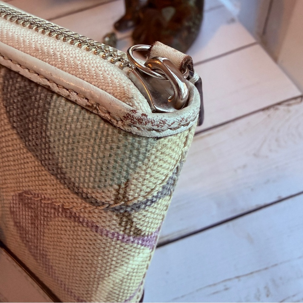COACH | Soho Optic Art Linen Wallet - Picture 8 of 16